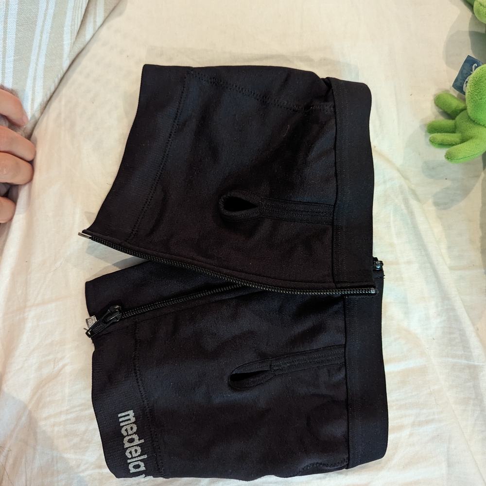 Medela Black Zippered Nursing Accessory